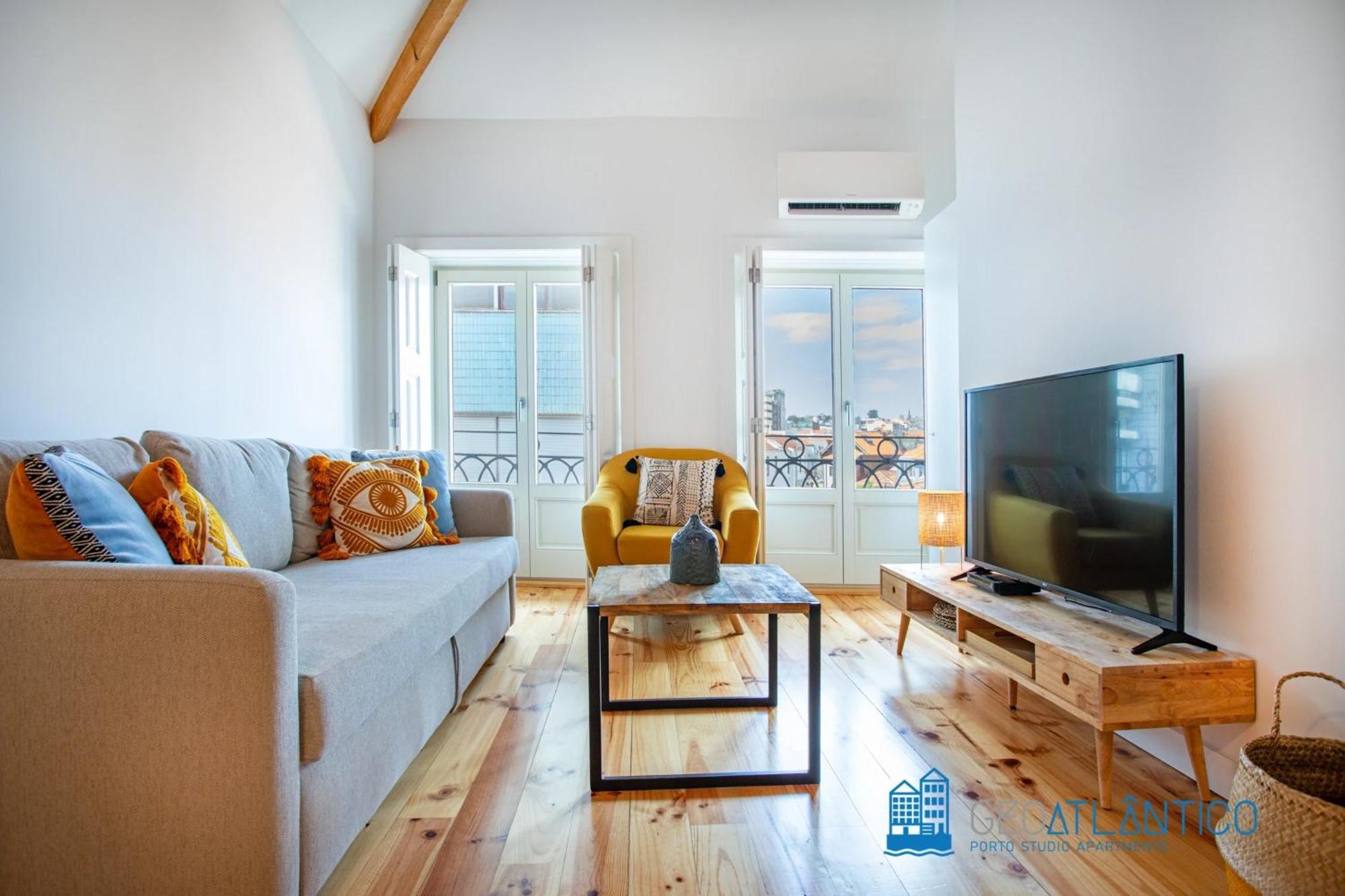 ポルトPoveiros Oak Loft - Santo Ildefonsoアパートメント エクステリア 写真